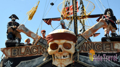 Пиратская яхта в Сиде